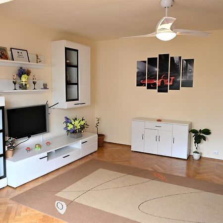 Marin Hotel Apartment Braşov Eksteriør bilde