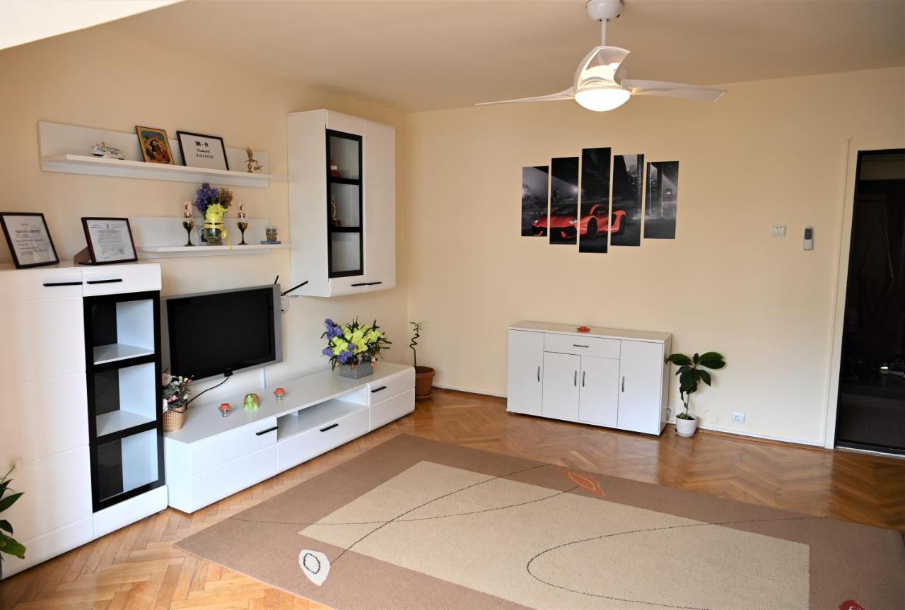 Marin Hotel Apartment Braşov Eksteriør bilde